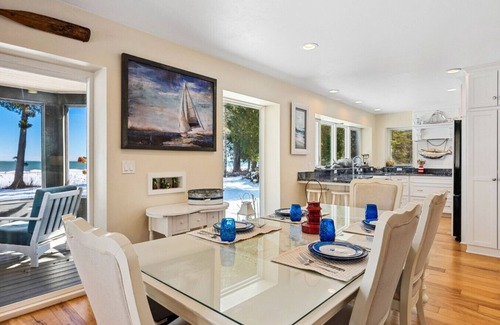 Sister Bay Apartment | Waterfront Vacation Rental in Sister Bay