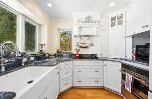 Sister Bay Apartment | Waterfront Vacation Rental in Sister Bay