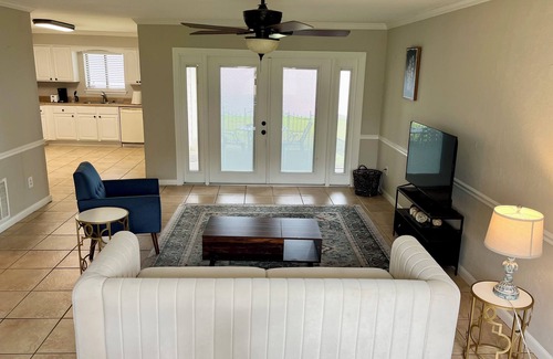 Flowood House | Waterfront Way, Rez Condo with Great Views