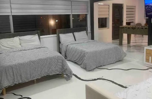 Tarpon River House | Waterfront Zebra styled Black & White villa w pool !!!