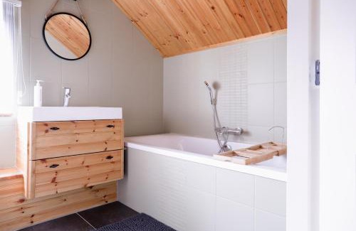 Dinteloord Apartment | Waterhill's Bed & Wellness