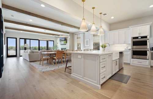 Kingsland House | Waterhouse at LBJ Residence II, 6 King Bedrooms, Pool, Spa, Boat/PWC Lift, Slide