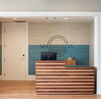 Holmes Beach Hotel | Waterline Villas & Marina, Autograph Collection