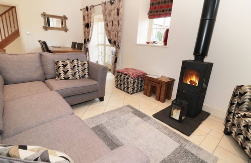North Charlton Cottage | WATERMILL COTTAGE, pet friendly, with open fire in North Charlton