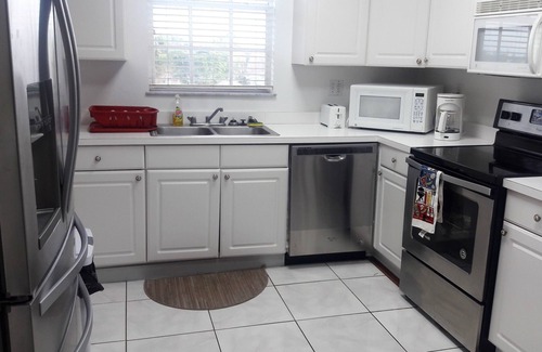 Bahamas Terrace House | Waters Edge Condo With Boat Slip