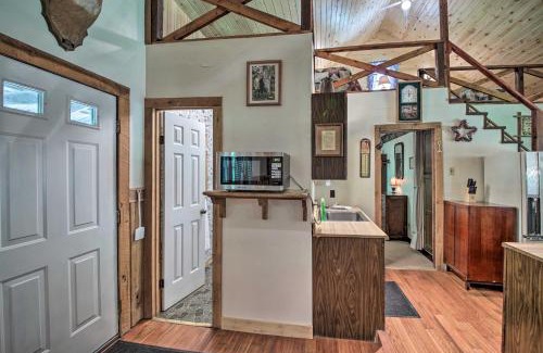 Taswell House | Waters Edge Retreat with Deck on Patoka Lake!