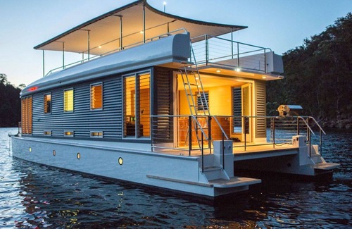 Morisset Park Cabin | Watershed - Trinity Point Marina