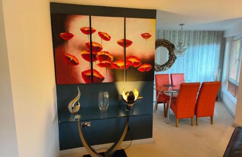 Lancaster Apartment | Waterside Apartment