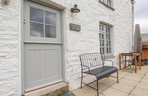 Truro House | Waterside Cottage