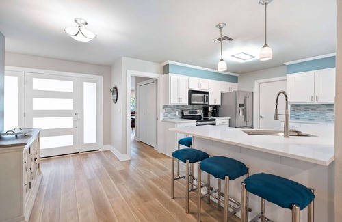 Kingsland House | Waterside Dream - Waterfront Home on Lake LBJ