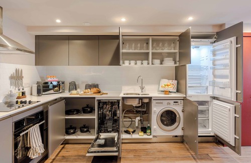 Bristol Floating Harbour Apartment | Waterside Living I Luxe Apartments