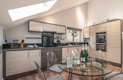 Rastrick House | Waterside Lodge Fourteen - Uk36707