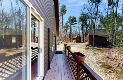 New Durham House | Waterside retreat with streaming, grill, open layout, full kitchen, & W/D
