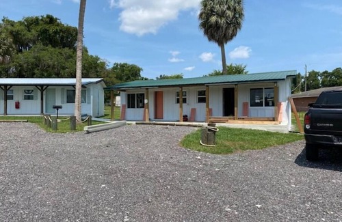 Crescent City Apartment | Waterview Efficiency Cottage