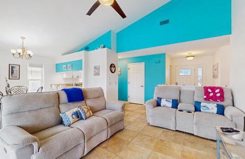 Pebble Beach House | Waterway Whispers