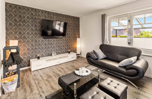 Freepsum House | "Watt Different" in Great Midlum! Cozy cottage for 4 people
