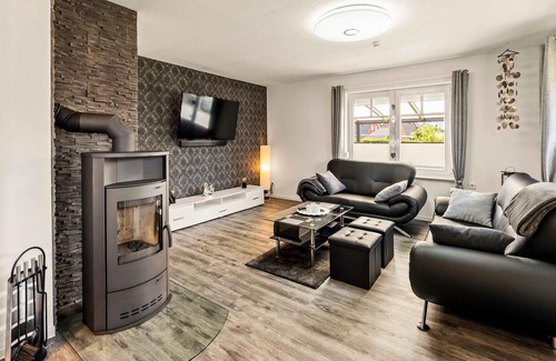 Freepsum House | "Watt Different" in Great Midlum! Cozy cottage for 4 people