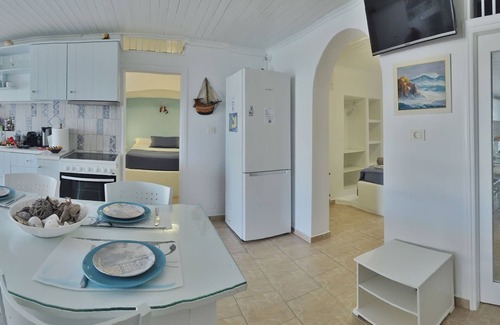 Firopotamos Apartment | Wave apartment on the beach - Blue Mare Apartments