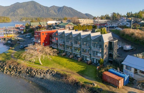 Tofino Apartment | Wave Haven Waterfront Condo