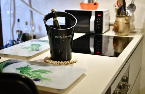 Castel Gandolfo Apartment | Wave Home 2