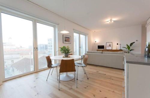 Sao Paulo Apartment | Wave of Light in Lisbon by Innkeeper