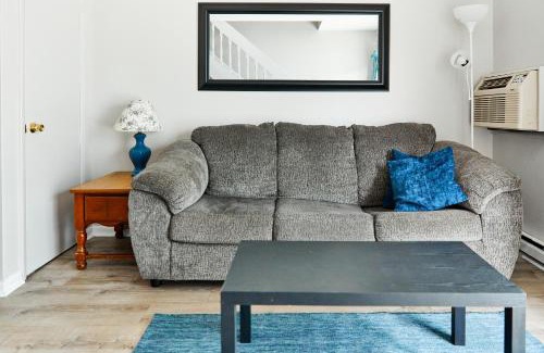 Chincoteague Apartment | Wave Villa