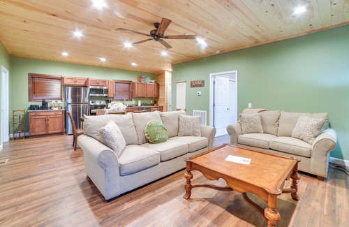 Waverly Cabin | Waverly Cabin, Close to Kentucky Lake Access!