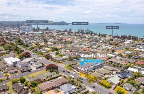 Orewa Apartment | Waverly Place - Unique One Room Apartment