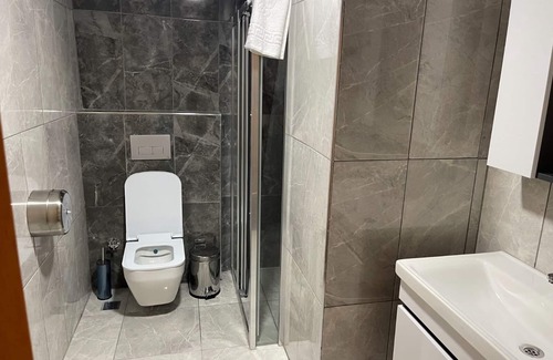 Avcilar Apartment | Waves Hotel