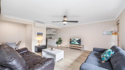 Umina Beach House | Waves On South - Umina Beach