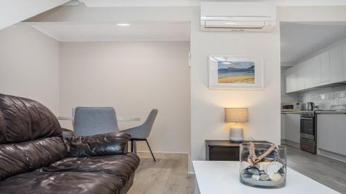 Umina Beach House | Waves On South - Umina Beach