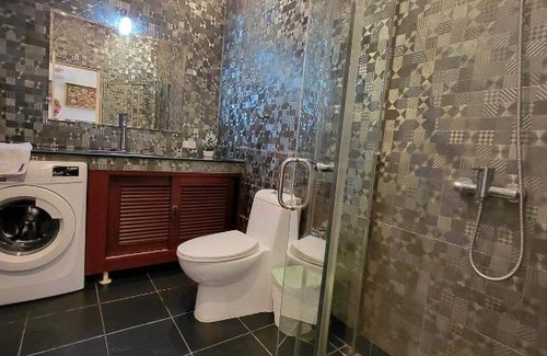 Rayong Villa | Wavesbase Tropical Villa