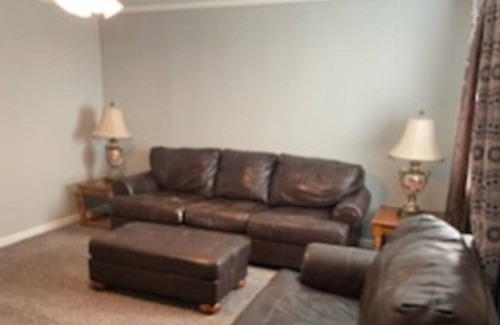 Waynesville House | Waynesville Clean 3 Bedroom home, 8 mins from base
