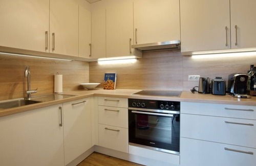 Staig Apartment | Wayside shrine