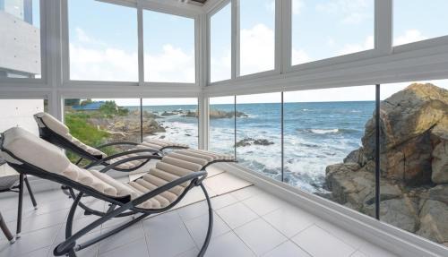 Gyeongju Villa | Waytree Ocean View Pool Villa