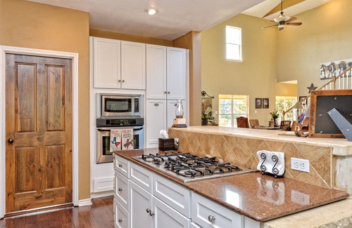 Pedernales Canyon Ranch House | We donate 10% All New Booking to Support Central TX Flood Victims to Oct 31.2025