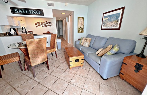 Gulf Shores Condo | We're just waiting for you! Waves, Sand and Fun in the Sun ๐
