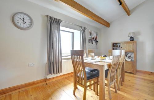 Sutton-in-Craven House | Weavers View