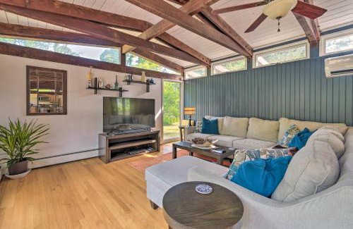 Webster House | Webster Home with Golf Simulator on 2 Acres!