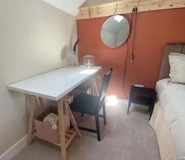 Penpont House | Wee Cottage - Super King bed!