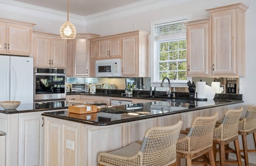 Shelby House | WEEKDAY SPECIALS! The Perch Alabama