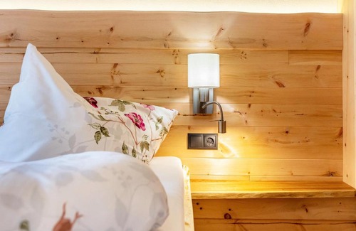 Feldthurns Apartment | Wegscheiderhof Apt Gartenwohnung