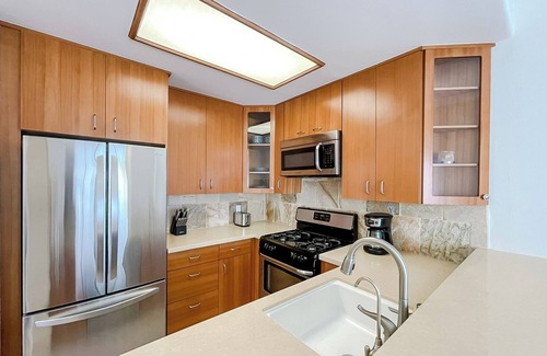 Park West Condo | WEHO/Beverly Hills Luxury 2BD/2.5BA + Balconies