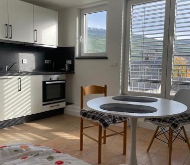 Kowerich Apartment | Wein & Gästehaus Porten-Becker