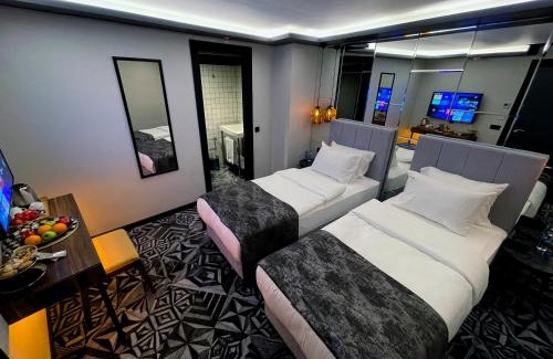 Karakoy Hotel | Weingart Istanbul