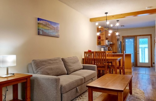 Harvie Heights House | Welcome to Banff, 2 Bedroom & 2 Bathroom townhouse