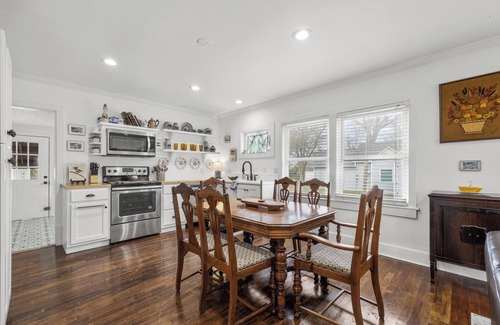 Belle Mina House | Welcome to Belle Mina, population: one hundred and twenty two plus you!