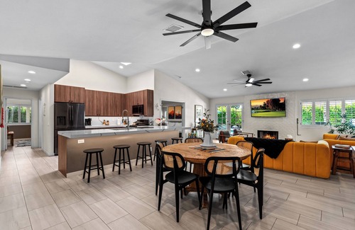 Bermuda Dunes House | Welcome to Casa De La Reina - House of The Queen - Private Oasis