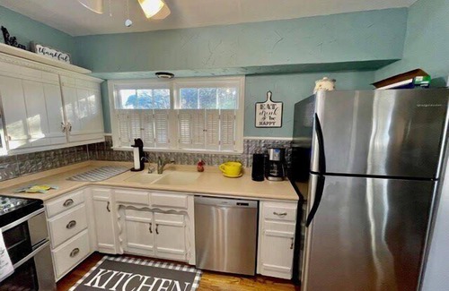 Fort Worth Cottage | Welcome to Cottage Mariposa on Eagle Mountain Lake