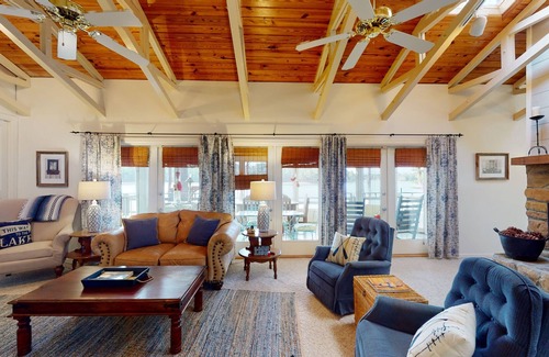 Little Kowaliga House | Welcome to Fort Hatchett. Rent half the home for a smaller group.